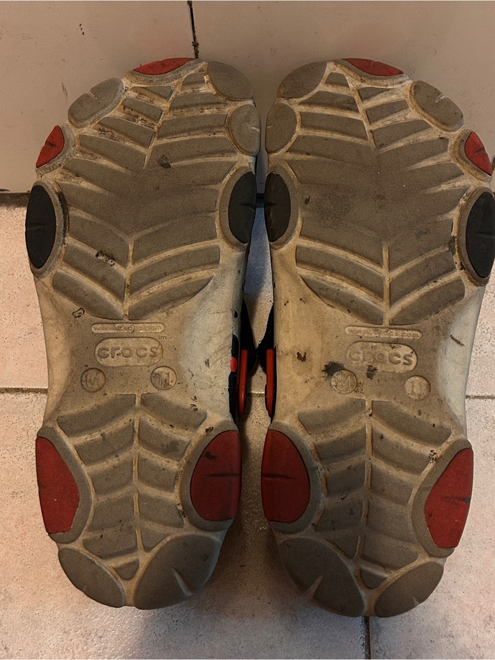 Crocs Friday the 13th Jason All Terrain Clog Mens Size 11 - Picture 6 of 7